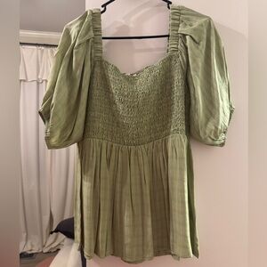 ODDY Olive Smocked Puff Sleeve Blouse